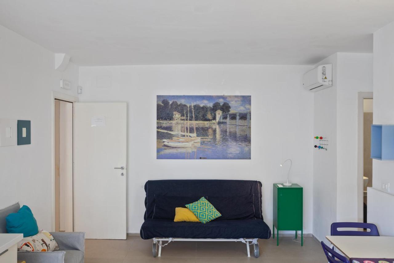 Casalmare Apartments One Step From The Sea Mola di Bari Exterior photo